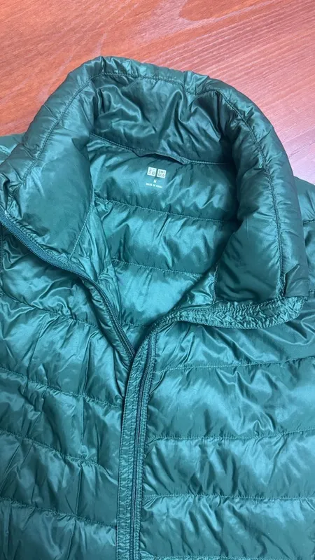 жилетка легкая от uniqlo дешево