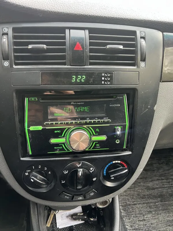 Pioneer FH-X555UI sotiladi original 1