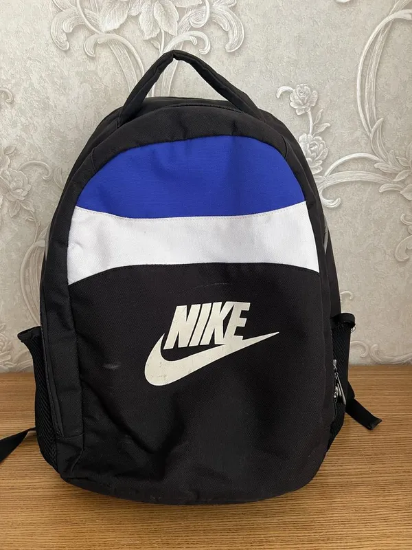 Универсальный рюкзак NIKE