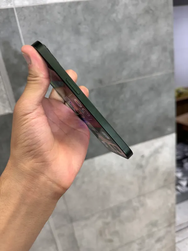 iPhone 13 Green 128 ГБ, состояние хорошее, 74% 3