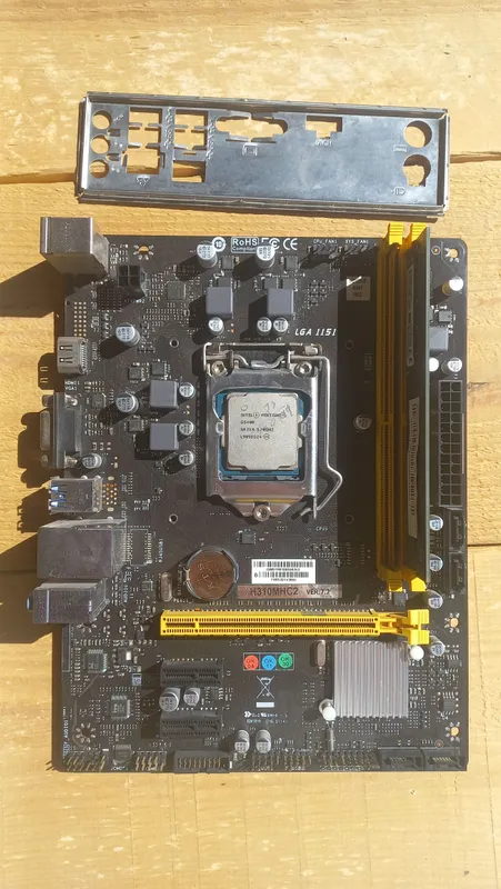 Материнская плата Biostar H310M + Pentium G5400 + 4GB DDR4 RAM 1 Материнская плата Biostar H310M + Pentium G5400 + 4GB DDR4 RAM 1