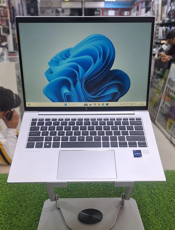 Hp intel core i5 1145G7 sotiladi 3