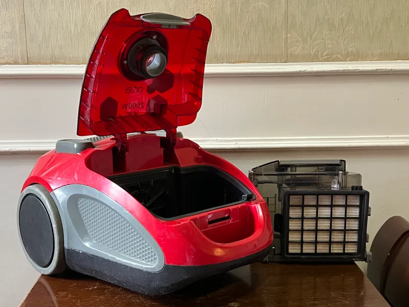 Пылесос Artel VCC012RED 5 Пылесос Artel VCC012RED 5