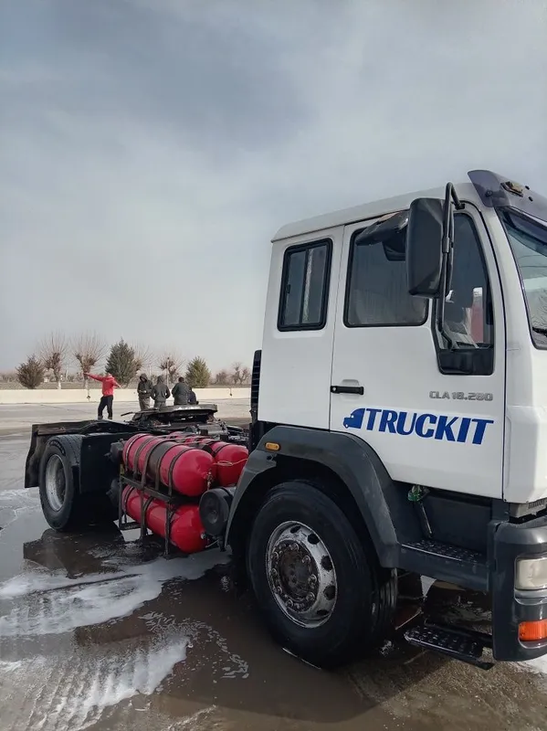 Ман CLA СОтилади йили 2014 ВИЧАЙ матор 380 талик 2