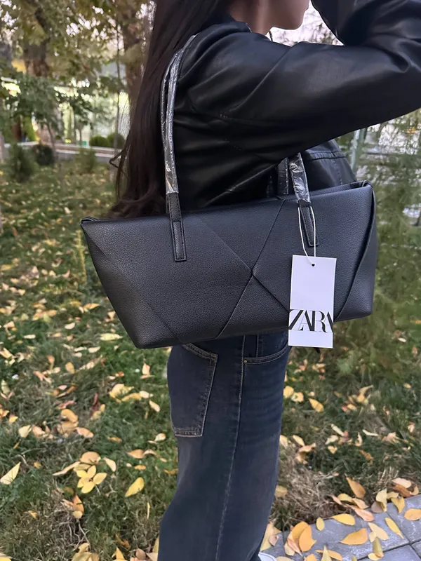 Zara ayollar sumkalari