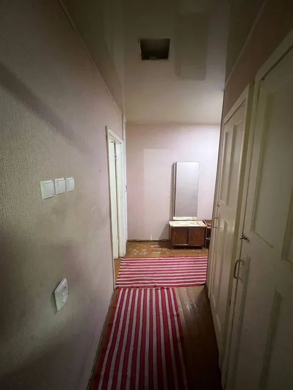 Chilonzor 23dagi ikki xonali uy sotiladi 2