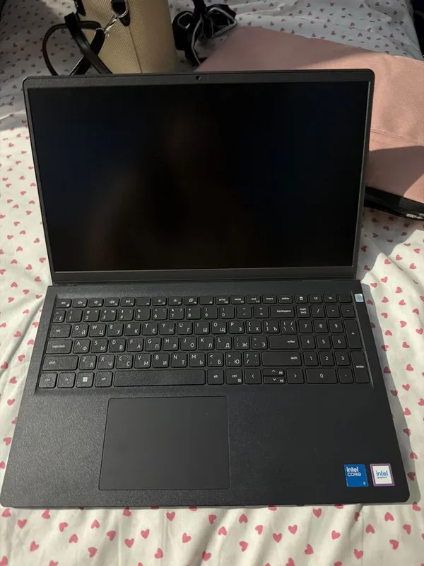 Ноутбук dell новый с коробкой документов 3 Ноутбук dell новый с коробкой документов 3