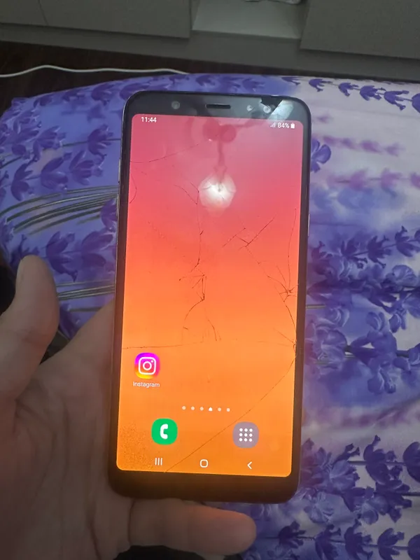 Samsung iwlatilgan karopkasi yok ishliydi