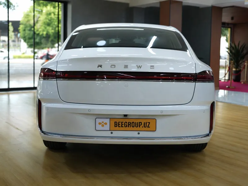 Roewe 7 bo'lib to'lashga: boshlang'ich 52.6 mln, 60 oygacha 4 Roewe 7 bo'lib to'lashga: boshlang'ich 52.6 mln, 60 oygacha 4