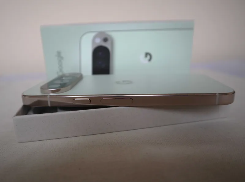 Google Pixel 10 Pro 16GB/256GB. Идеальное состояние. USA — фото 1