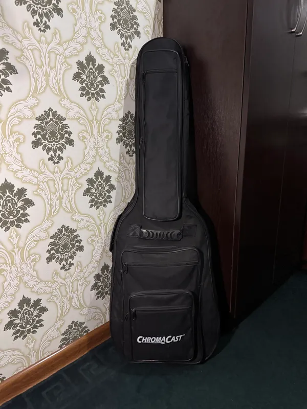AQShda ishlab chiqarilgan Squier Stratocaster Affinity series 8 AQShda ishlab chiqarilgan Squier Stratocaster Affinity series 8