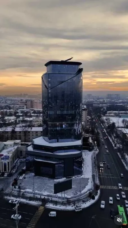 Сдам готовый офис с мебелью в бизнес центре А класса, рядом с метро