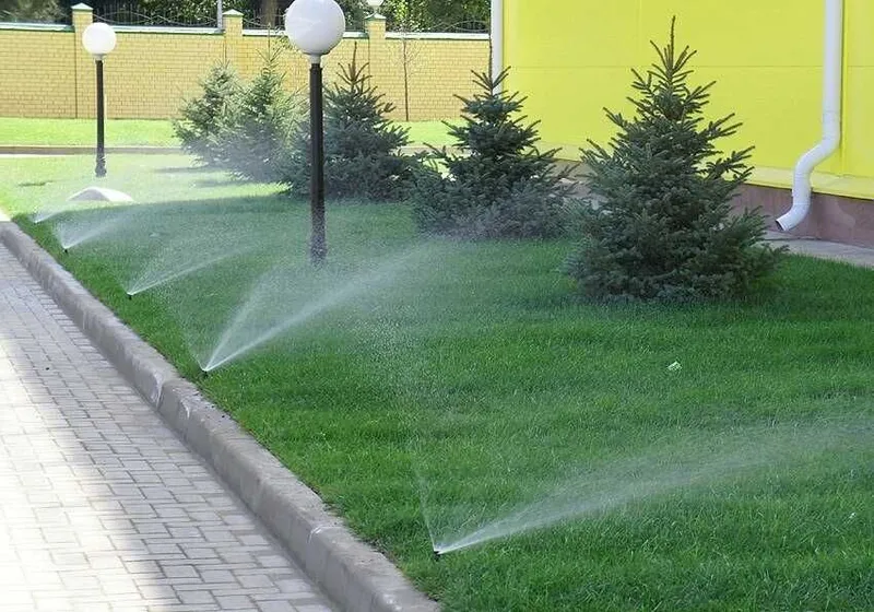 Полив газонов , система автоматического полива . — фото 1