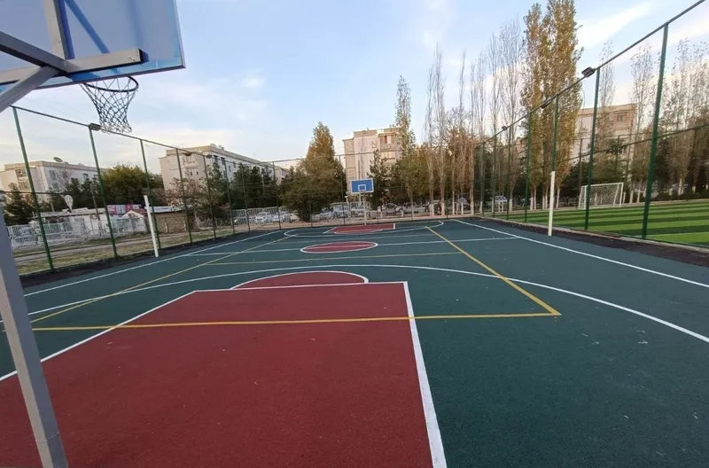 Rezina qoplama — bolalar va sport maydonchalari uchun 5 Rezina qoplama — bolalar va sport maydonchalari uchun 5