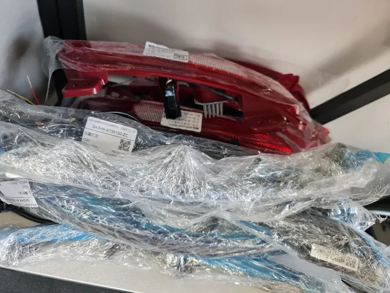 Отражатели для BYD 3