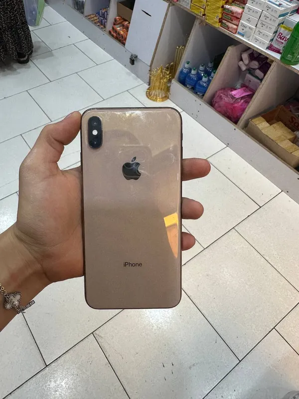Iphone 3 Iphone 3