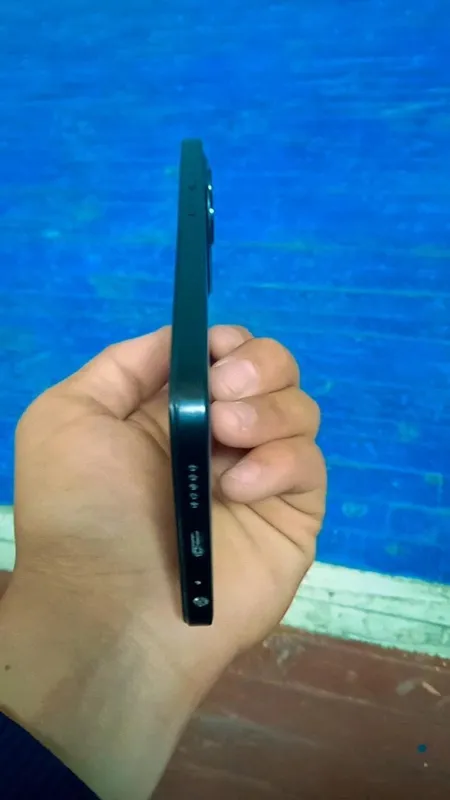 Holati idiyal Redmi 15c hujjati bor 2 Holati idiyal Redmi 15c hujjati bor 2