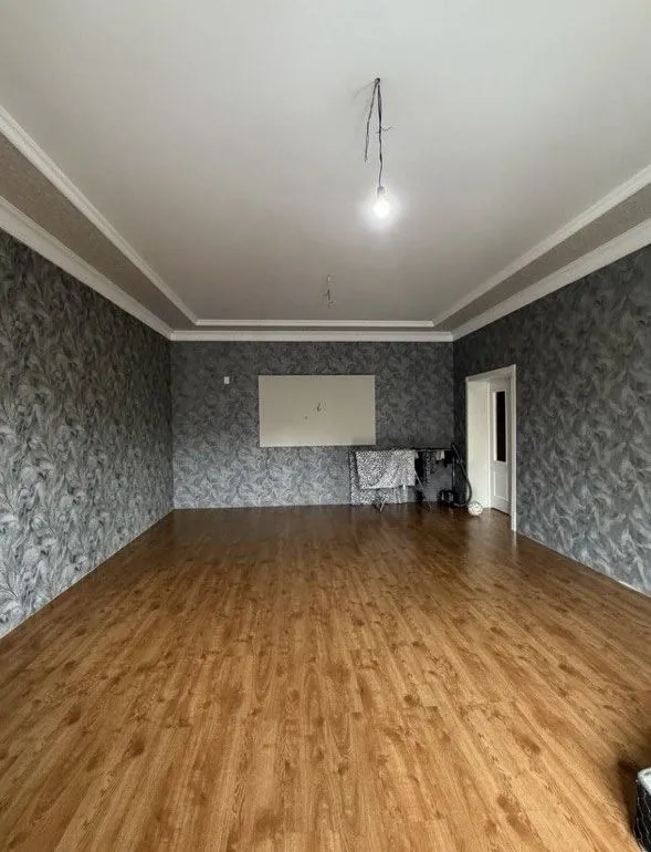 Продаётся участок в Азадбаше 3