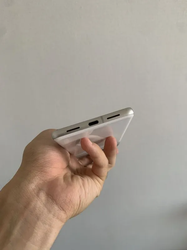 Google pixel 7 128gb. ideal Europadan kegan 6