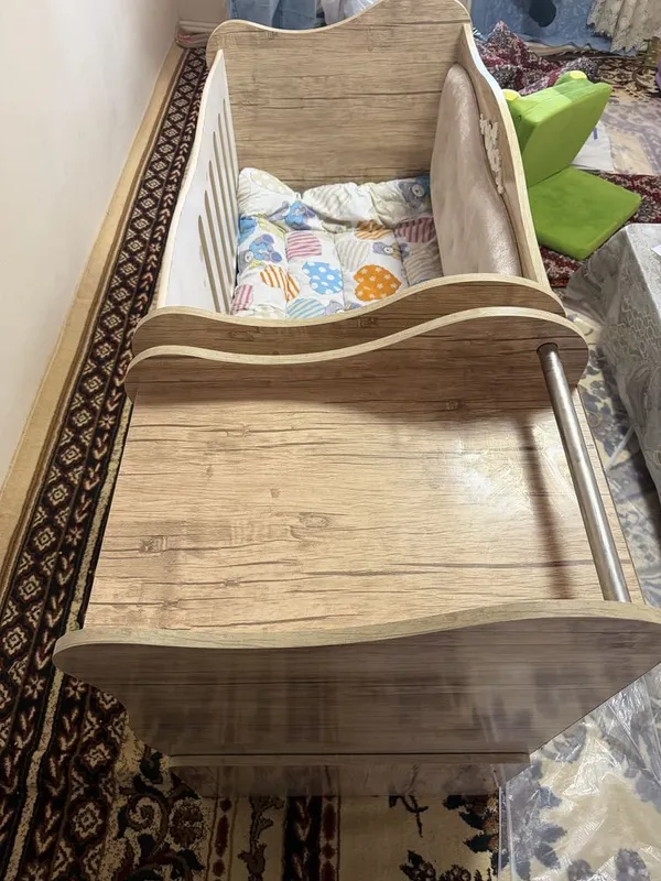 Продается детская кроватка