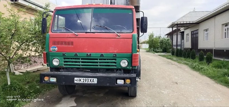 Самосвал КамАЗ-5511.