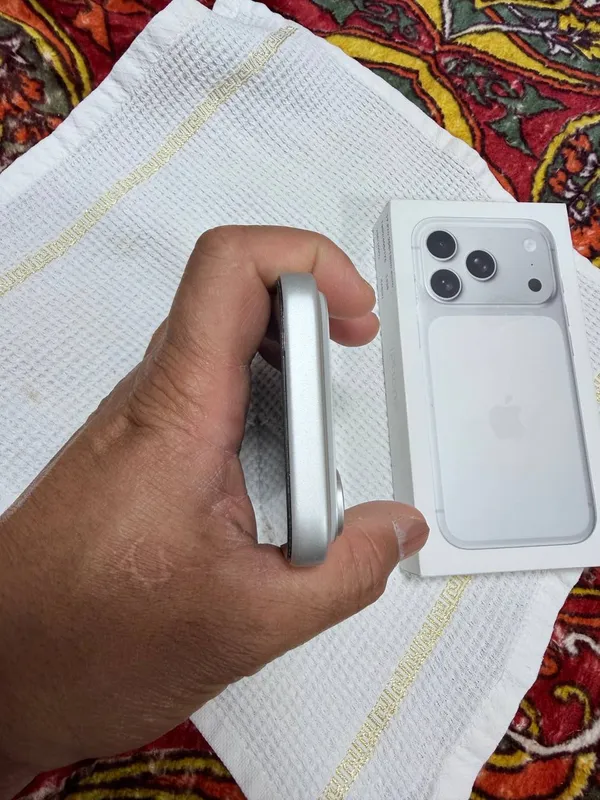 iphone 17 pro 256gb silver срочна продам 5