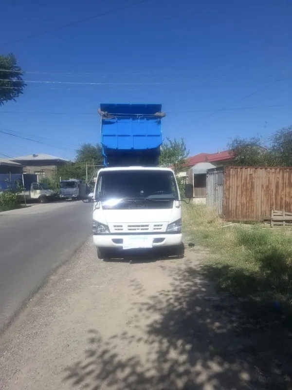 Isuzu xizmati stroy musor 4 Isuzu xizmati stroy musor 4