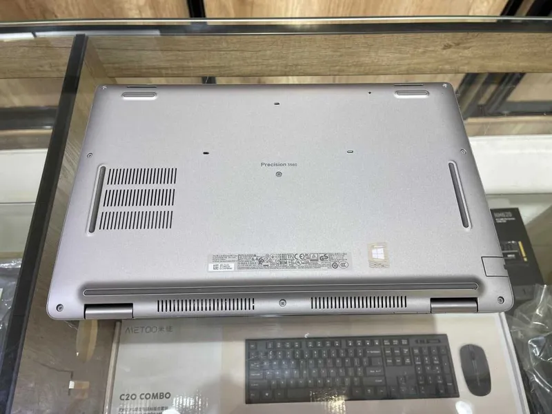 DELL Precision 3560 Intel Core i5-1145G7, 16 GB tezkor xotira, 256 GB SSD 6 DELL Precision 3560 Intel Core i5-1145G7, 16 GB tezkor xotira, 256 GB SSD 6