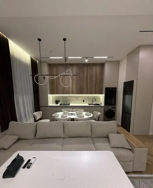 Продажа 2-комн. кв. 63.2 м² · ID 7060 2