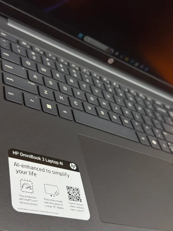 HP OmniBook 3 — ноутбук с сенсорным экраном 4