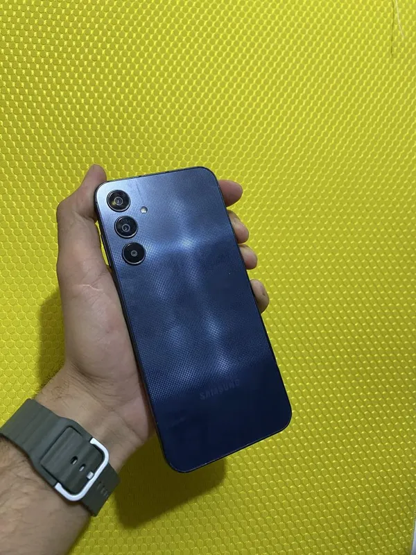 Samsung Galaxy A25 — фото 1