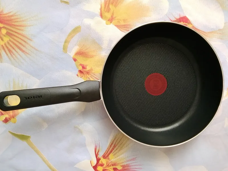 Сковорода Tefal Current 2