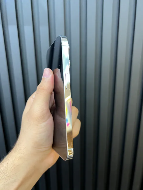 iPhone 14 Pro 3