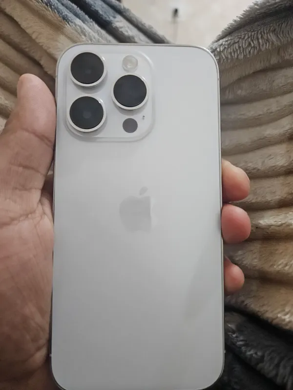 Iphone 14 pro 256 tali LLA sotiladi 1 Iphone 14 pro 256 tali LLA sotiladi 1