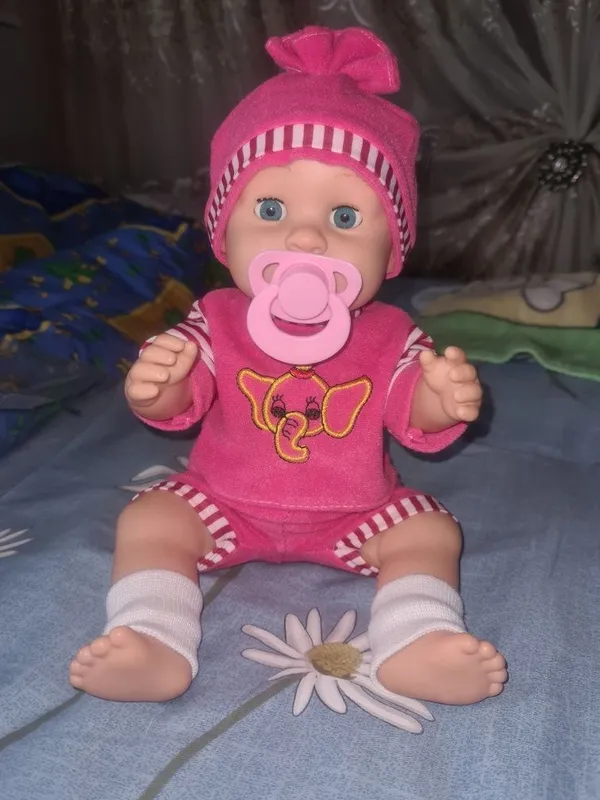 Кукла продаётся.
