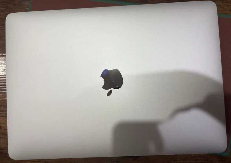 MacBook Pro M2 8/512Gb