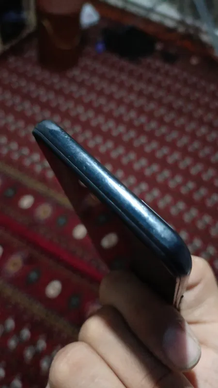 TECNO POVA 2 LE7n madel 4/128 lik igravoy rejimibo 4