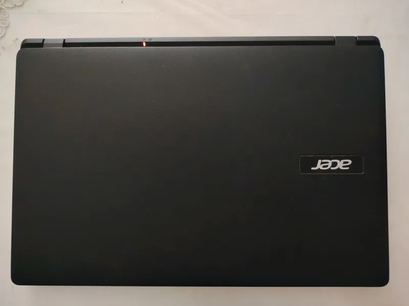 Model: Acer Extensa 15 (N15W4) 1