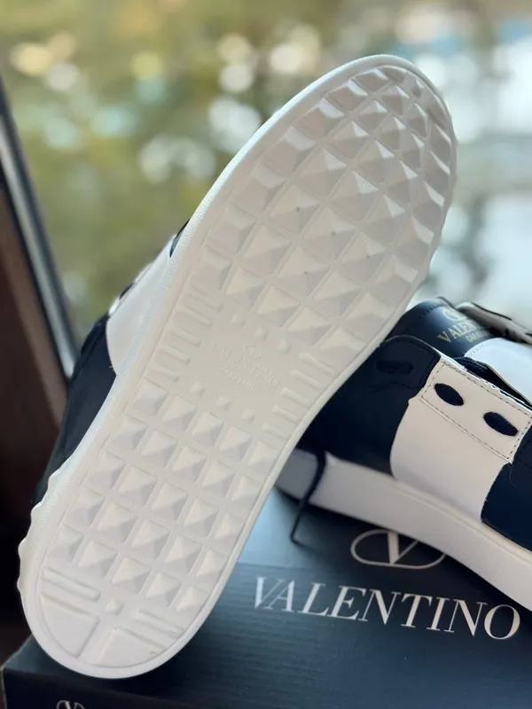 Продажа стильной мужской обуви . Valentino размеры 40-44 — фото 3 Продажа стильной мужской обуви . Valentino размеры 40-44 — фото 3
