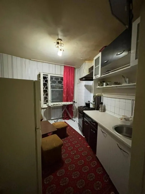 2 xonali kvartira sotiladi, 41 m², Oybek metrosi yaqinida 1
