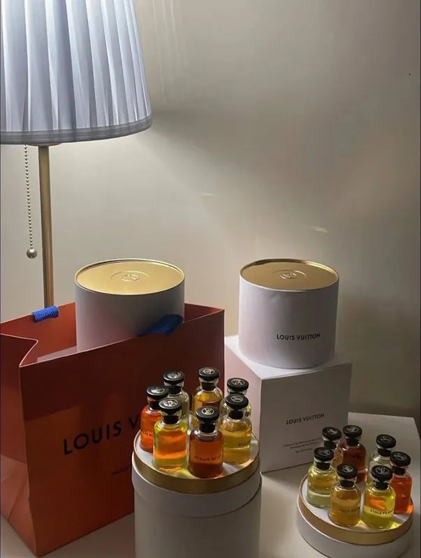 LOUIS VUITTON LES PARFUMS — фото 1