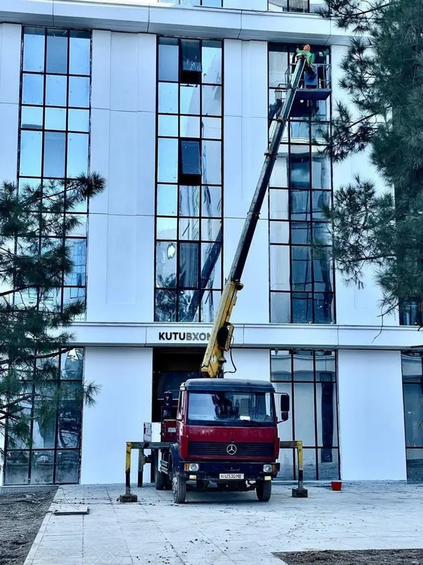 срочна сотилади 3т манипулятор и автовышка хам