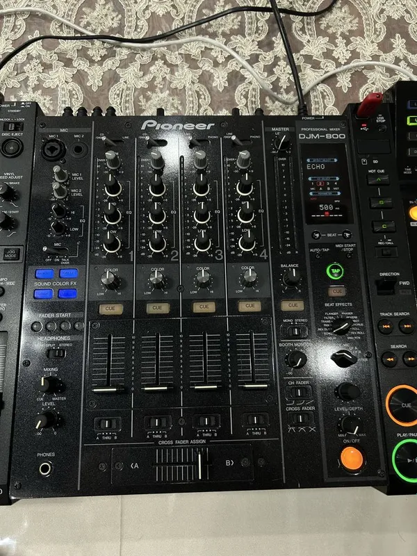 Pioneer CDJ-2000 Plus DJM-800 MIXER — фото 2