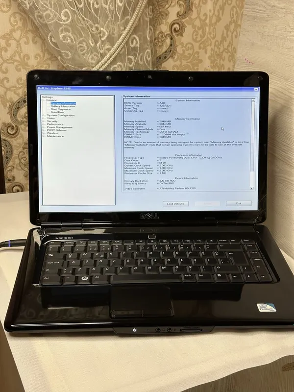 Продается ноутбук Dell Inspiron 15 Laptop intel T3200 2.0GHz, 2/320