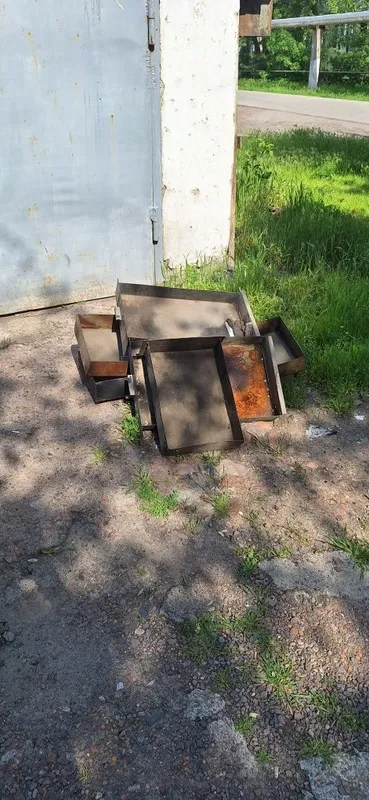 Продам верстаки 2 шт. 3
