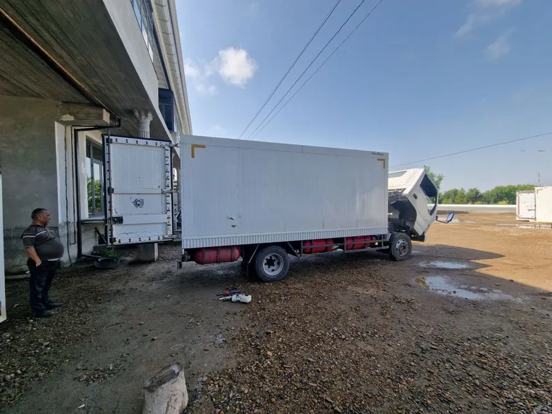 5 tonnalik isuzilarga xaladelnik kuzuflar sotiladi narxini kelishamiz 4