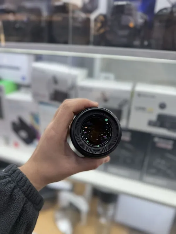 Canon 100 mm f2.8 USM — фото 2