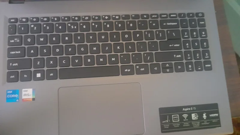 Noutbook sotiladi. Acer aspire 5 2 Noutbook sotiladi. Acer aspire 5 2