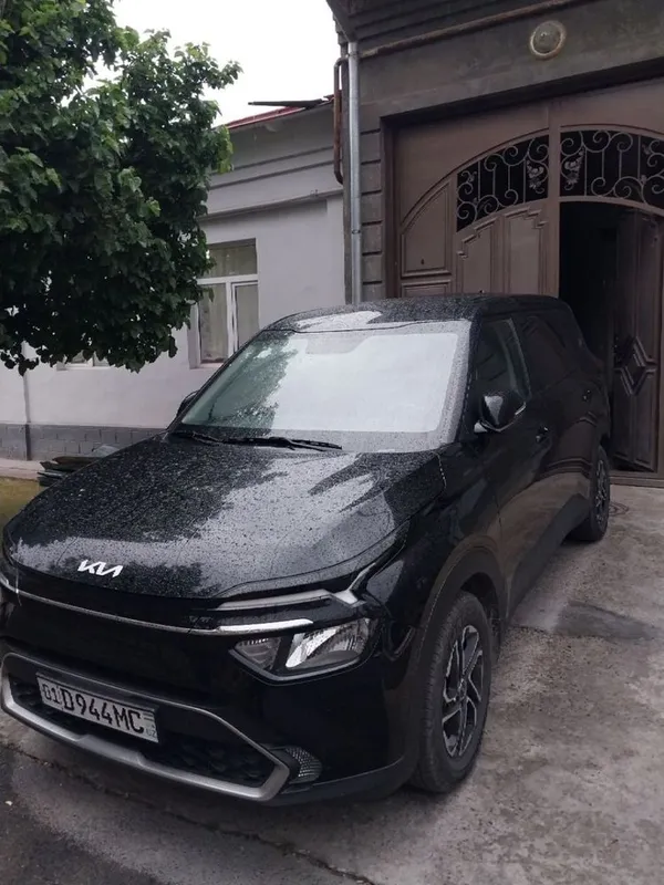 Kia Carens Full pazitsiga 1
