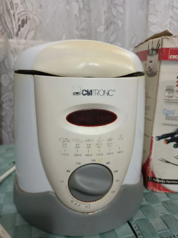 Продам фритюрницу 2 Продам фритюрницу 2